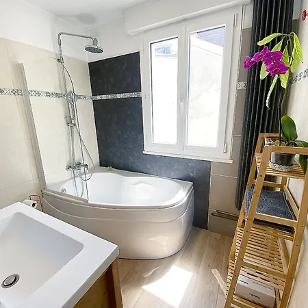 Apartment Chez Clem - Spacieux T3 - Proche Centre - Netflix Reims