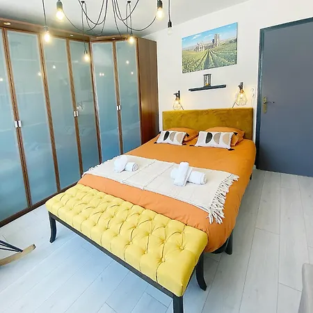 Chez Clem - Spacieux T3 - Proche Centre - Netflix Apartment Reims